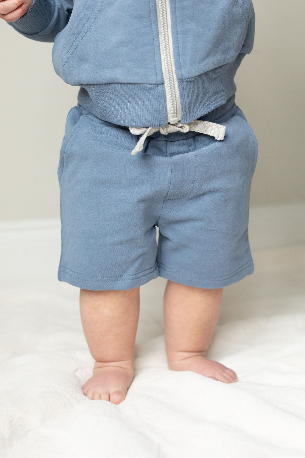 Organic 2 piece set Hoodie + shorts