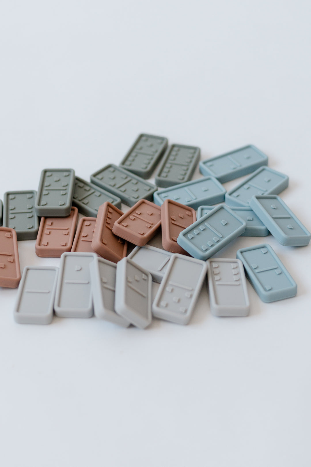 Silicone Dominos