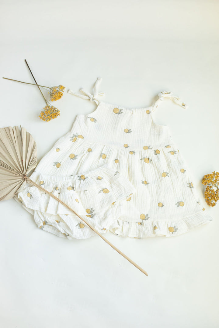 Dress with bloomers lemon print