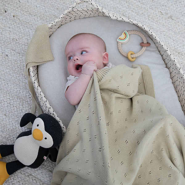 Trefle Organic Cotton Baby Blanket and Bonnet Set