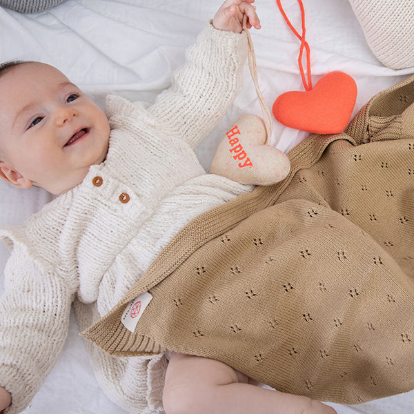 Trefle Organic Cotton Baby Blanket and Bonnet Set