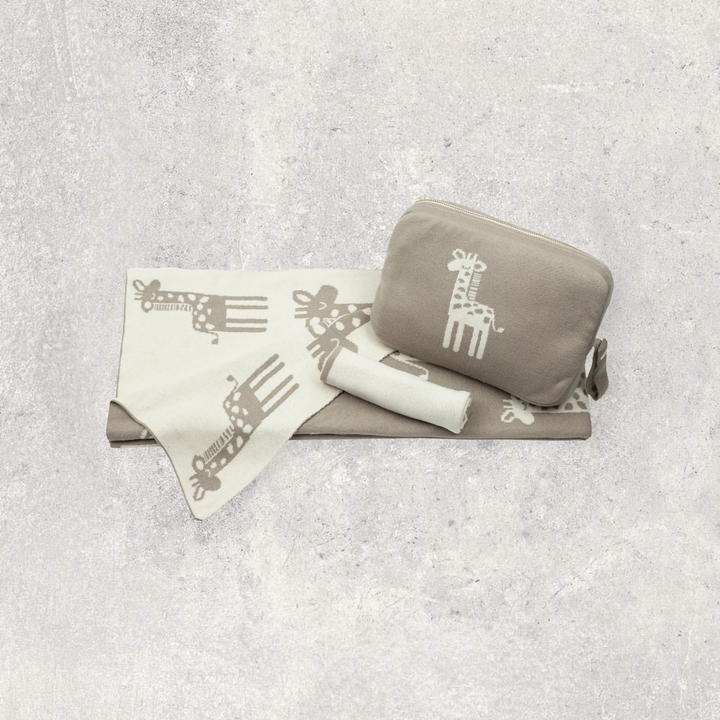 Giraffe Organic Cotton Baby Blanket and Burp Cloth Set