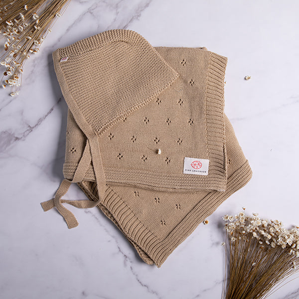 Trefle Organic Cotton Baby Blanket and Bonnet Set