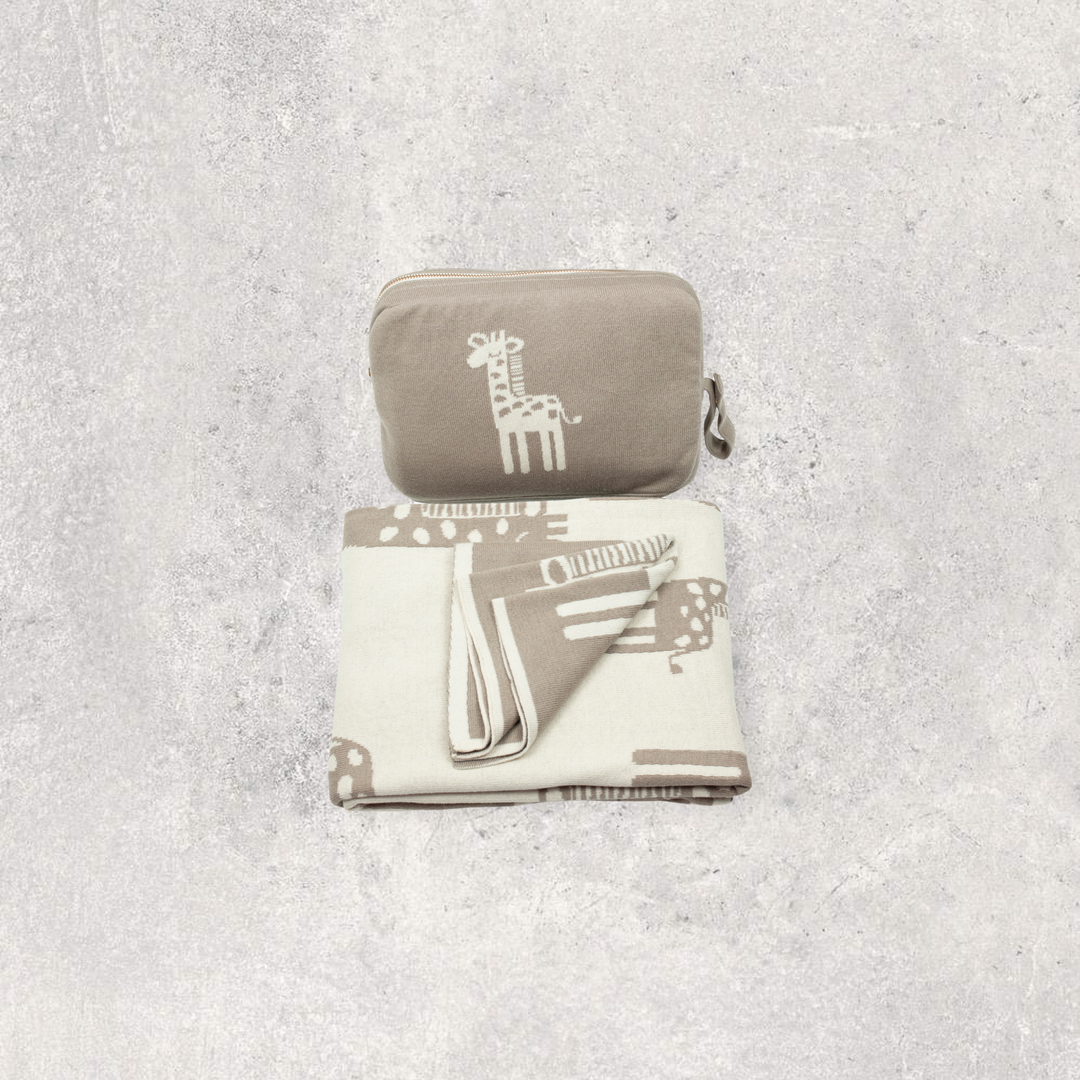 Giraffe Organic Cotton Baby Blanket and Burp Cloth Set