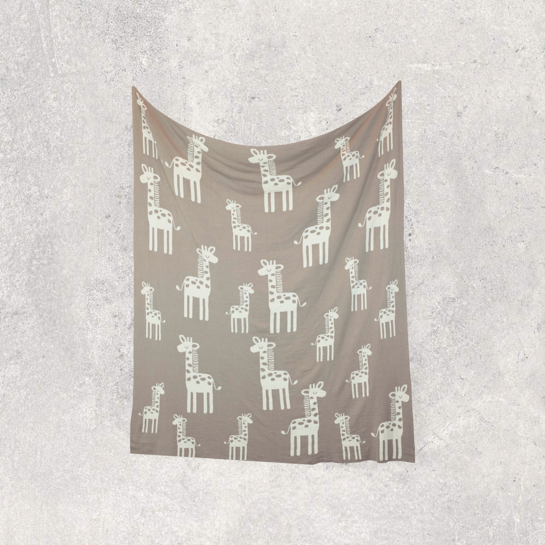 Giraffe Organic Cotton Baby Blanket and Burp Cloth Set